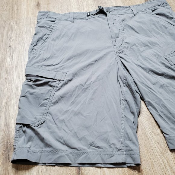 REI Mens Size 40" Cargo Shorts; Steel; Fishing Hiking Outdoors; 10" inseam - Picture 4 of 9